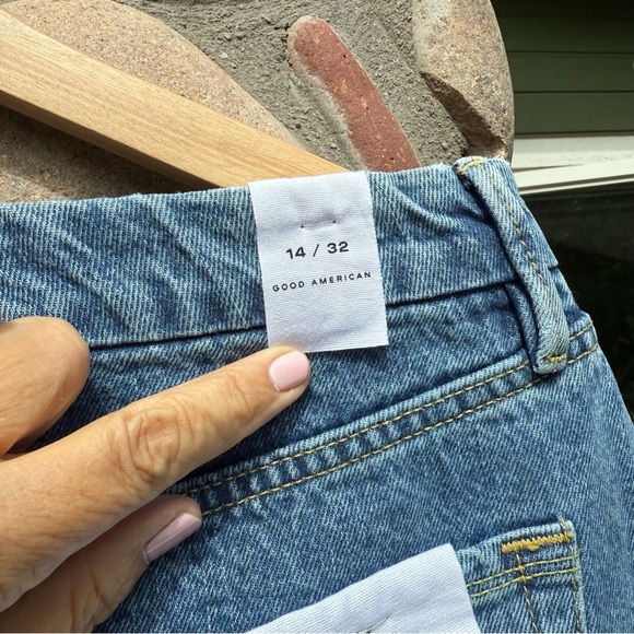 Good American Good Boy Straight Split Hem Jeans Women’s 14/32 NWT - Picture 3 of 10